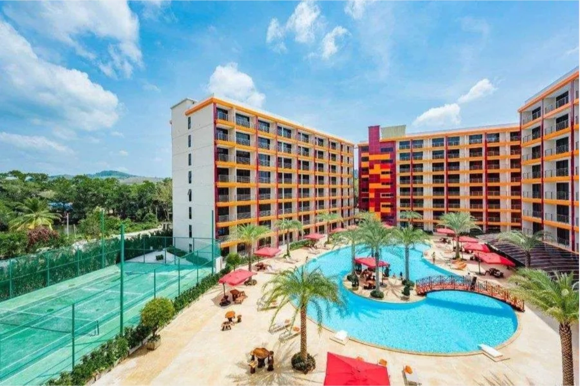 Beach Condo in Phuket, Thailand, Sabai Property